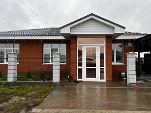 Остекление входной группы